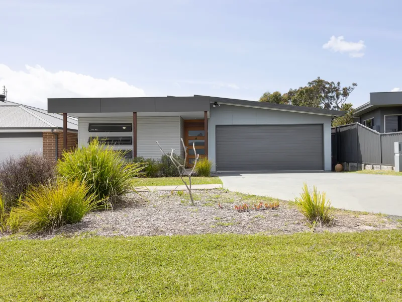 6 Seagrass Avenue, Vincentia, NSW 2540 House for Rent