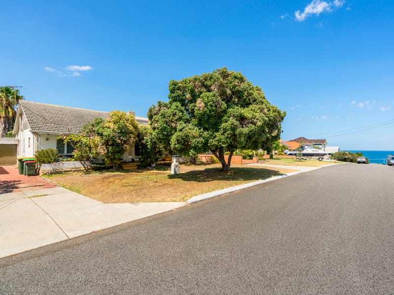 32 Saunders Street, North Beach, WA 6020