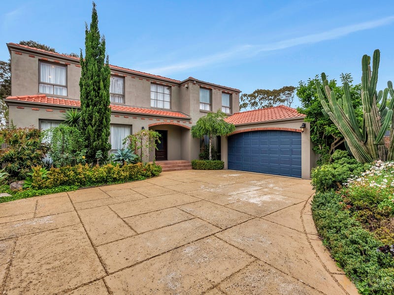 18 Oak Street, Beaumaris, Vic 3193 Property Details