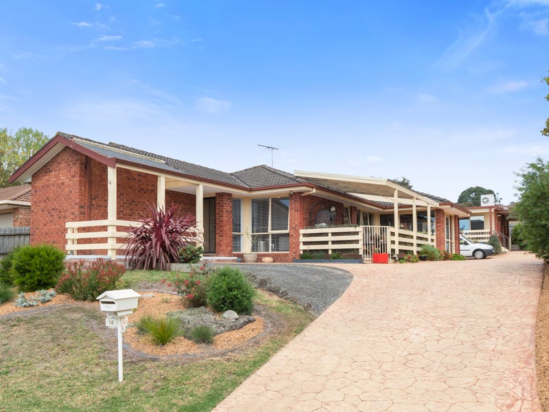 Houses for Sale in Langwarrin, VIC 3910