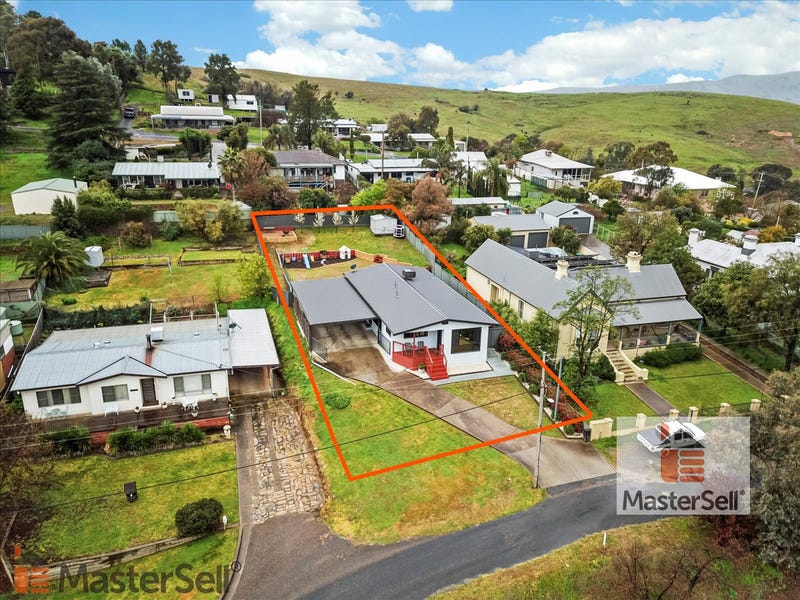 55 Punch Street, Gundagai, NSW 2722 Property Details