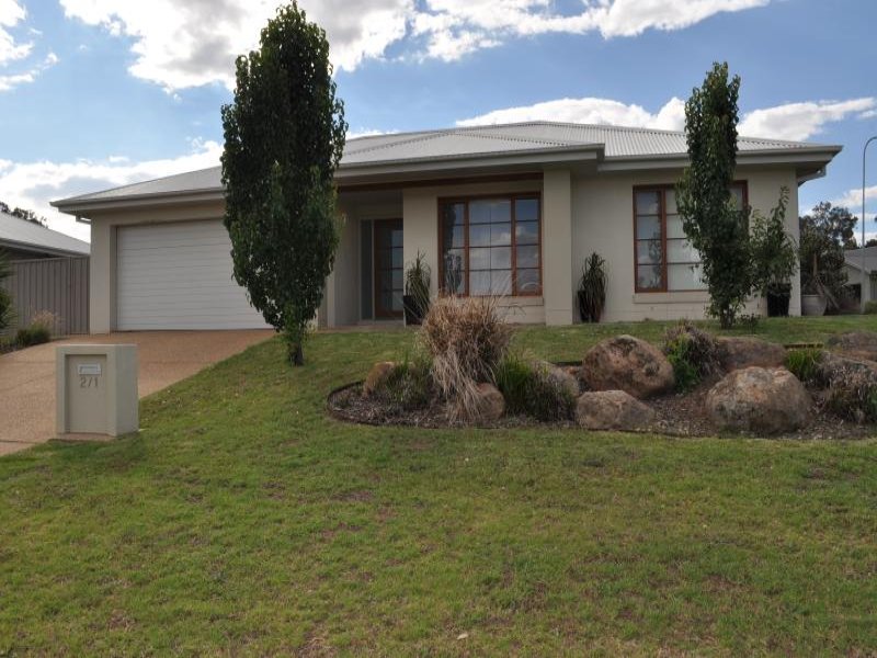 2/1 Menindee Place, Tatton, NSW 2650