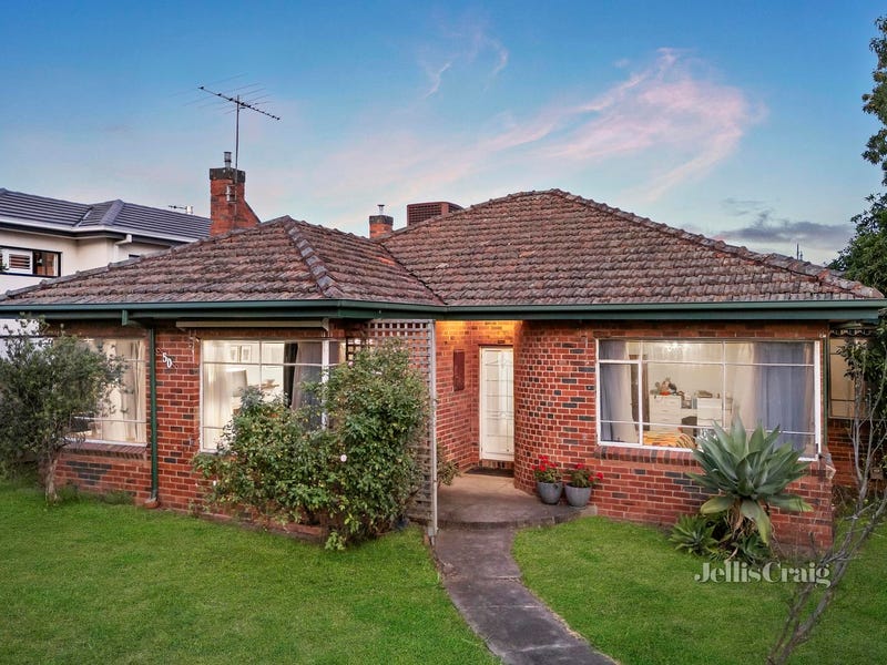 50 Carnarvon Road, Strathmore, Vic 3041 Property Details