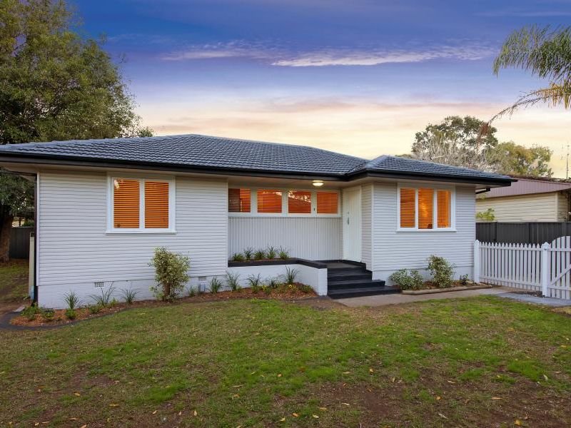 6 Brallos Avenue, Holsworthy, NSW 2173 Property Details