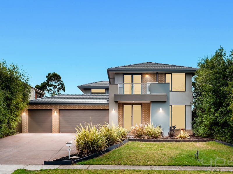 18 Westleigh Drive, Werribee, Vic 3030 Property Details