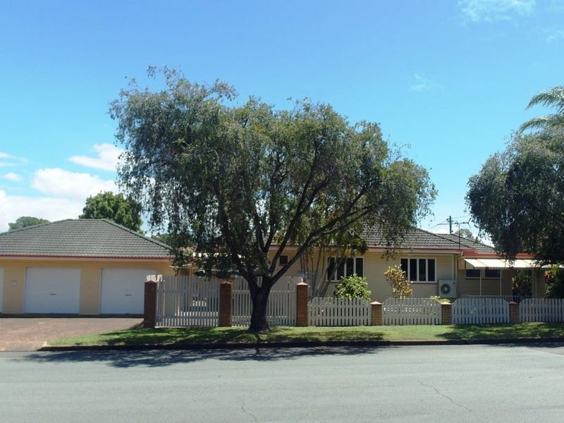 69 Ellen Street, Woody Point, QLD 4019