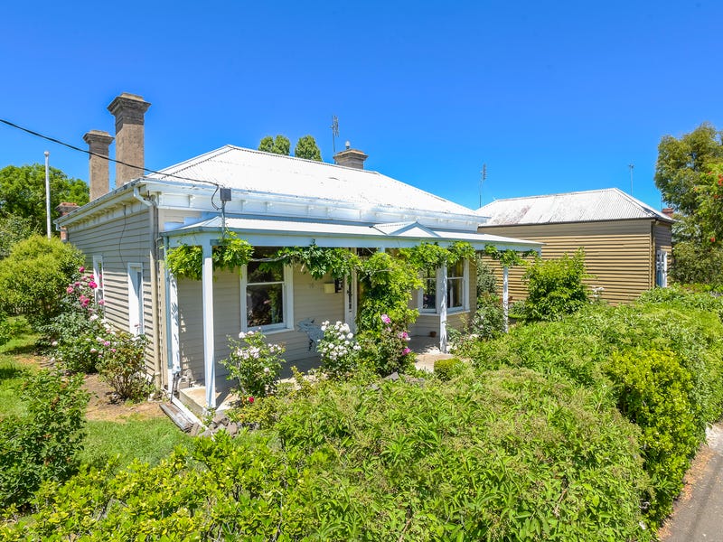 16 Bowen Street, Vic 3444 Property Details