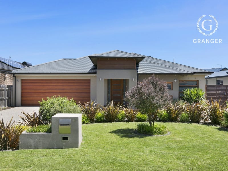 45 Seaview Avenue, Safety Beach, VIC 3936