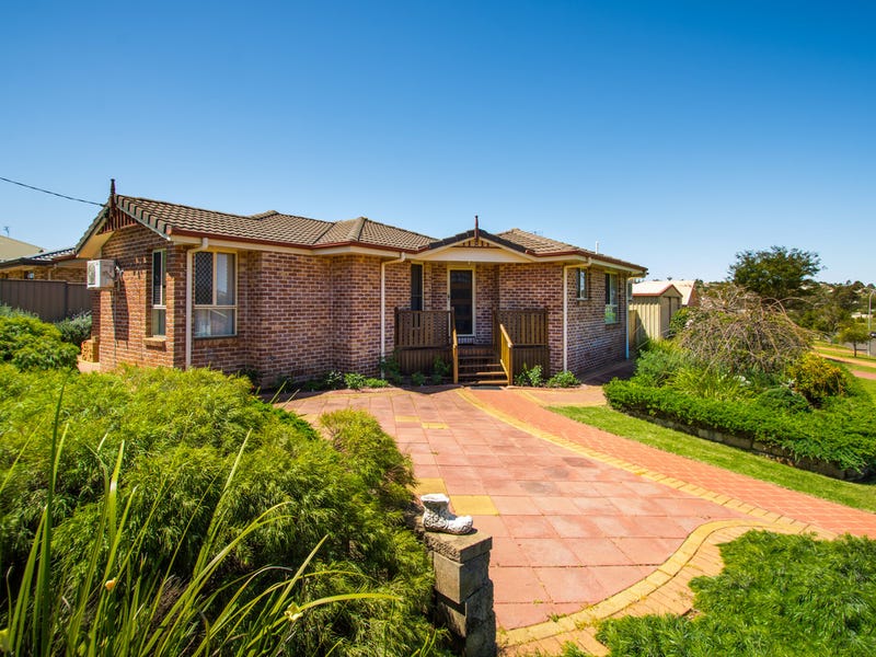 51 Nash Drive, Glenvale, QLD 4350