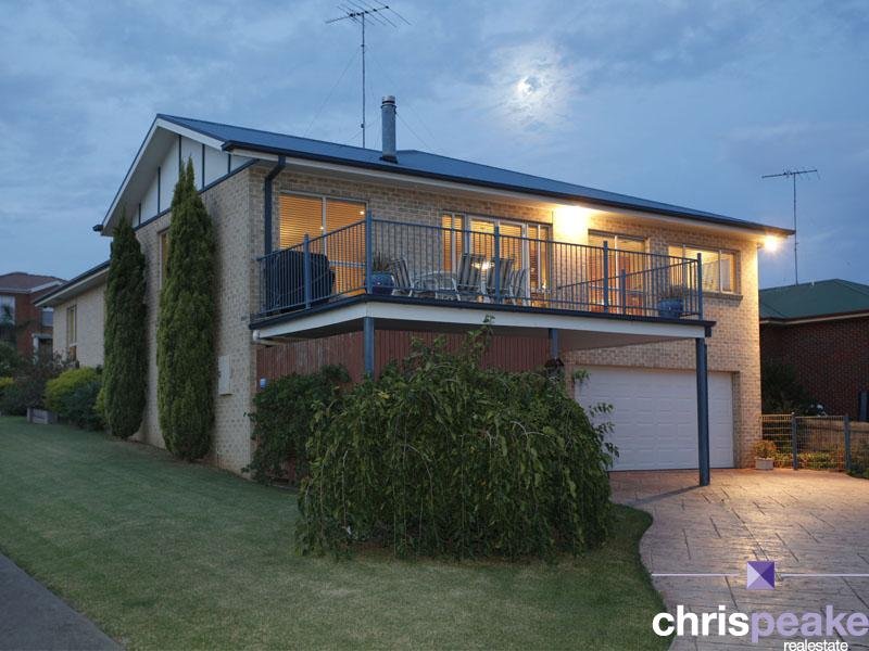 19 Grantham Crescent, Berwick, Vic 3806 Property Details