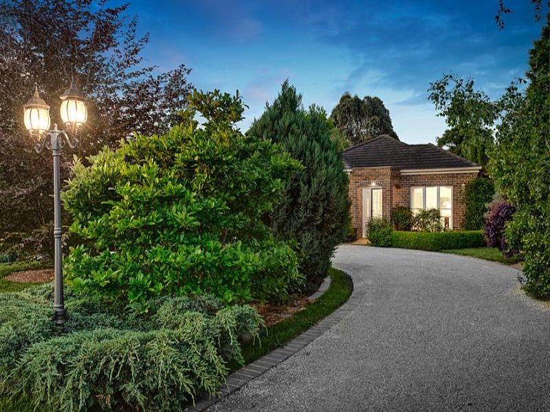 5 Chandra Avenue, Kilsyth South, VIC 3137