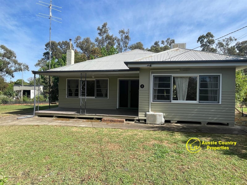 8 Greggerys Road, Berrigan, NSW 2712 House for Sale