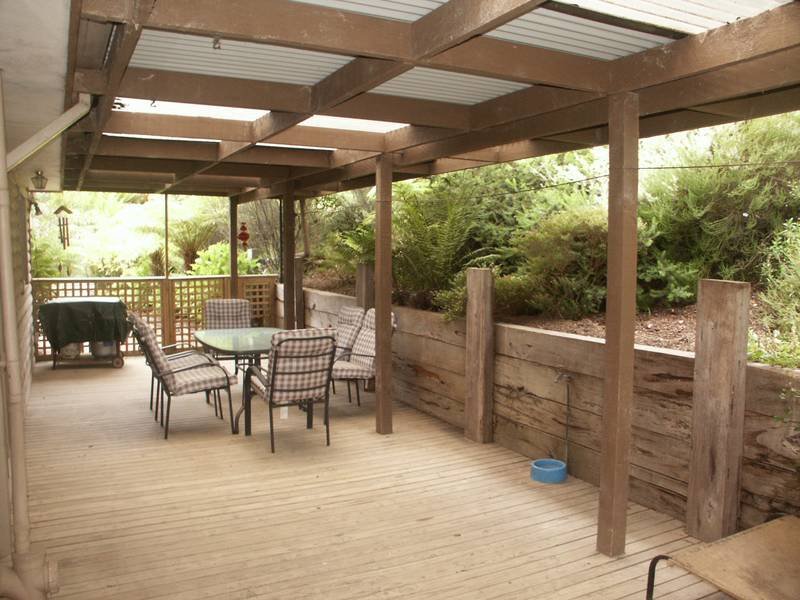 11 Juliet Crescent, Healesville, Vic 3777 Property Details