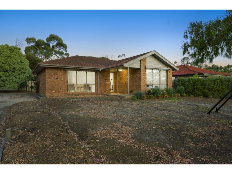 18 Padua Drive, Mornington, Vic 3931 Property Details