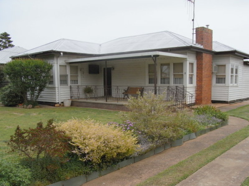 8 Savage Road, Stanhope, Vic 3623 Property Details