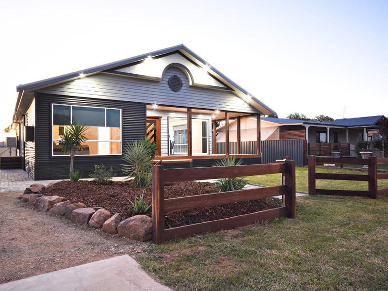 46 MANILDRA STREET, Narromine, NSW 2821 Property Details
