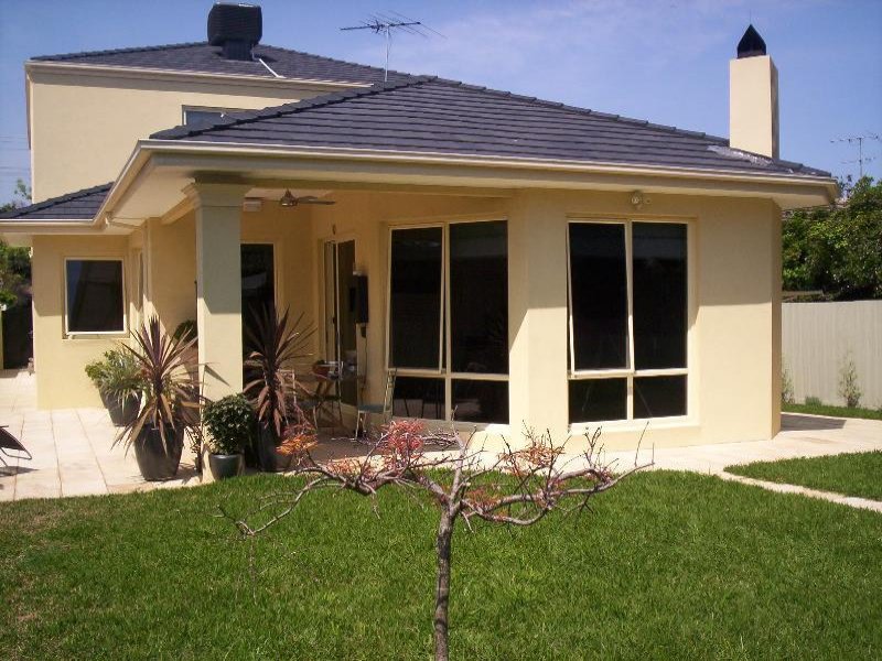 15 Welwyn Avenue, Brighton East, VIC 3187