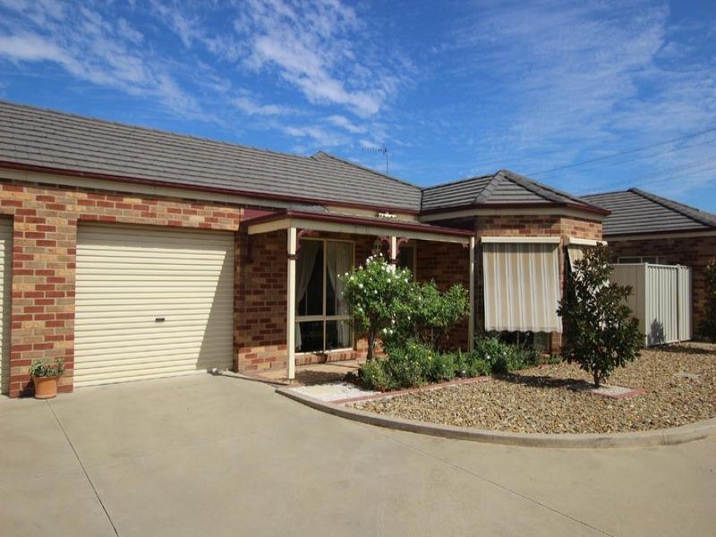 2/165 Pakenham Street, Echuca, Vic 3564 Property Details