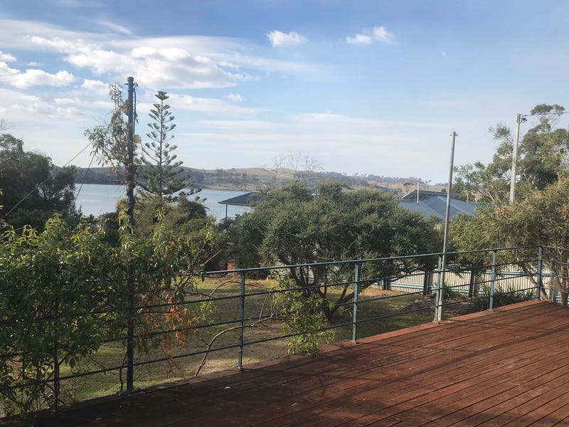 55 Barton Avenue, Triabunna, TAS 7190