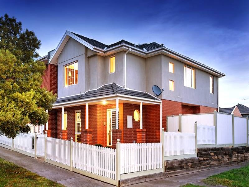 13 Jindivick Street, Maribyrnong, VIC 3032