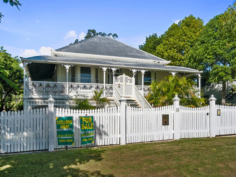 11 York Street, East Ipswich, QLD 4305