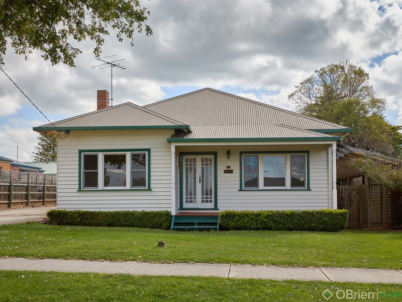 13 Hopetoun Road, Drouin, Vic 3818 Property Details