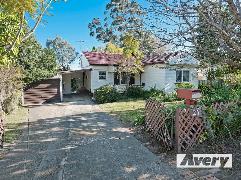 25 Turnbull Street, Fennell Bay, NSW 2283