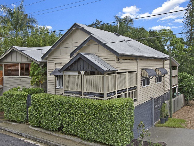 16 Young Street, Milton, Qld 4064 Property Details