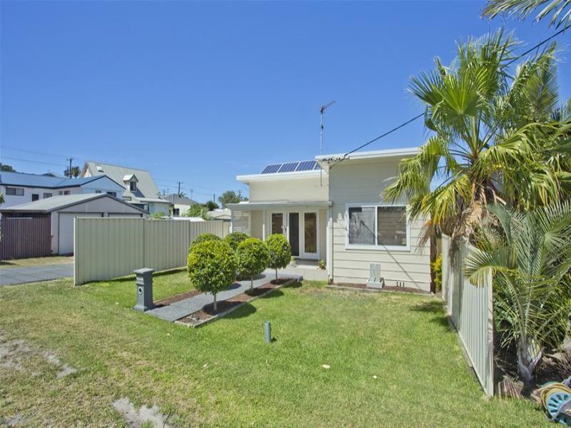 32 Brown Street, Redhead, NSW 2290 Property Details