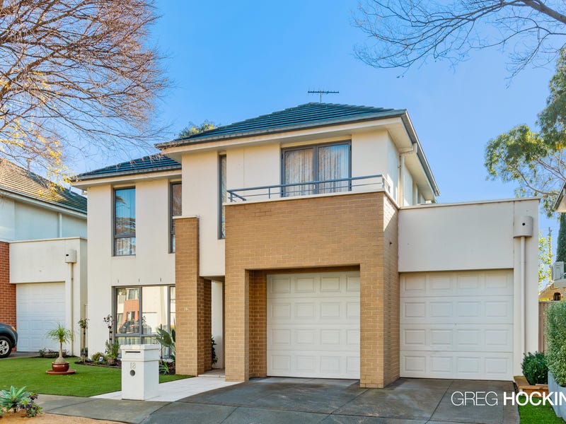 18 Muirfield Close, Heatherton, VIC 3202