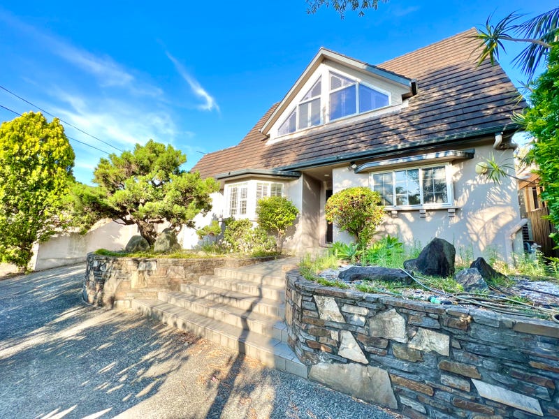 677 Old South Head Road, Vaucluse, NSW 2030