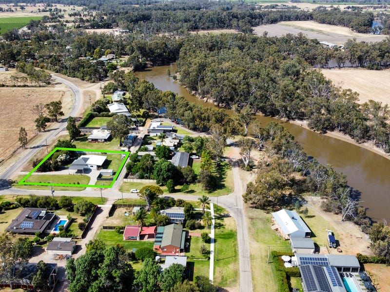 18 Cadell Street, Tooleybuc, NSW 2736 Property Details