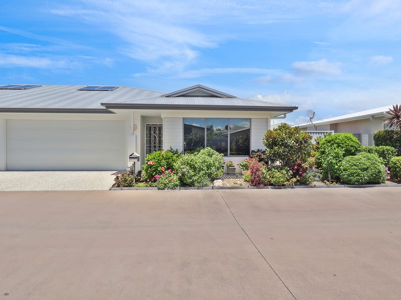 Palm Lake Resort Beachmere Sands Retirement Living at 218 Road