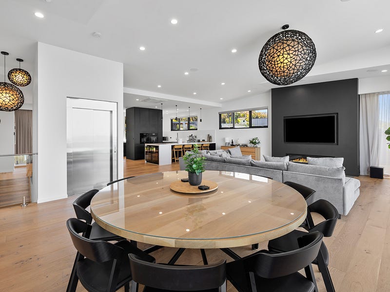 49 Ocean Road, Lorne, Vic 3232 House for Sale