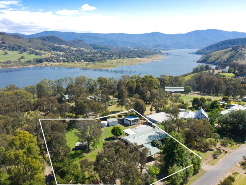 84 Willow Lake Drive, Macs Cove, Vic 3723 House for Sale realestate