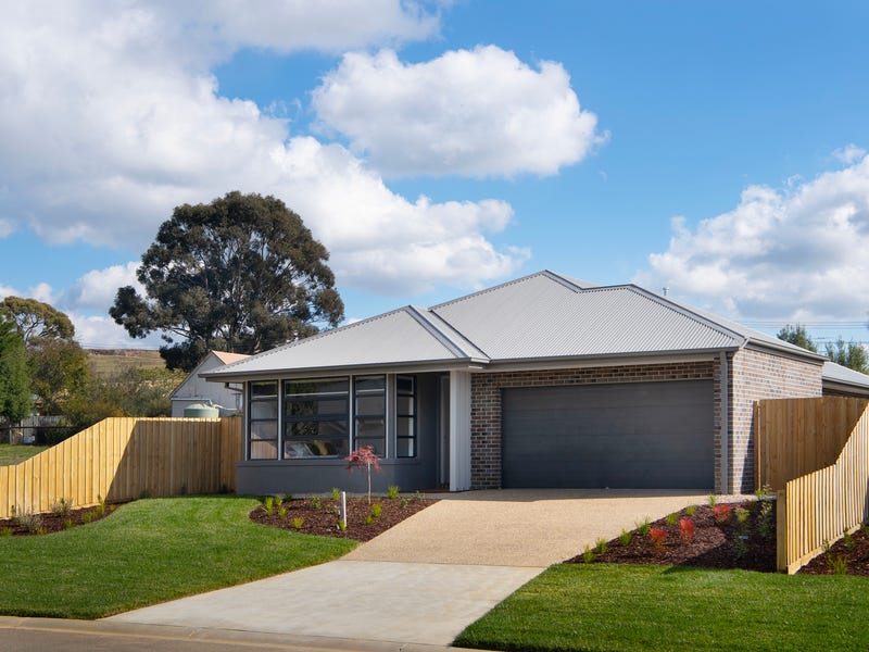 6 Ellison Street, Woodend, Vic 3442 House for Sale