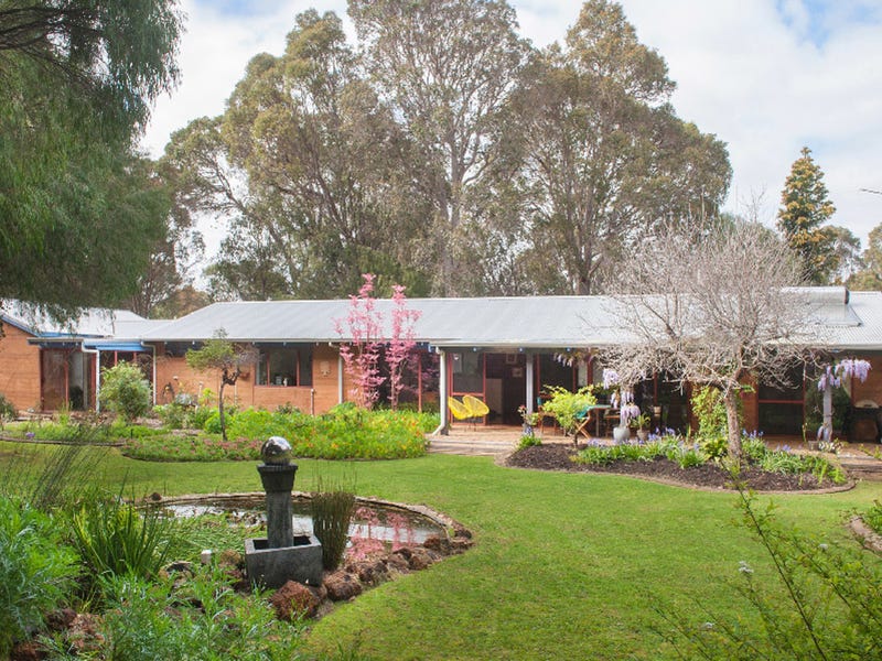 17 Mansfield Avenue, Margaret River, WA 6285