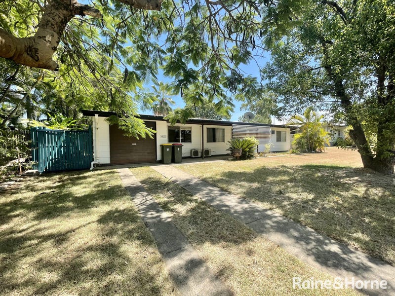 42 Brock Cres, Dysart, QLD 4745