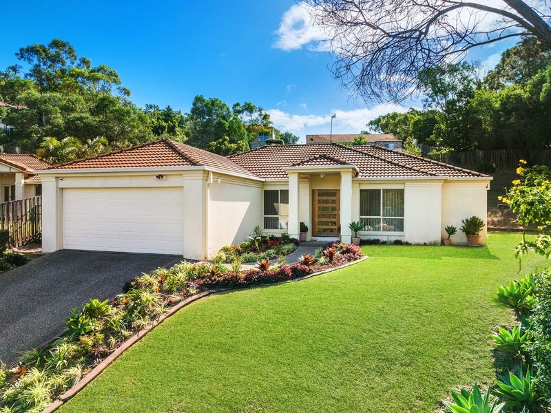 15 Hertford Crescent, Mudgeeraba, Qld 4213 Property Details