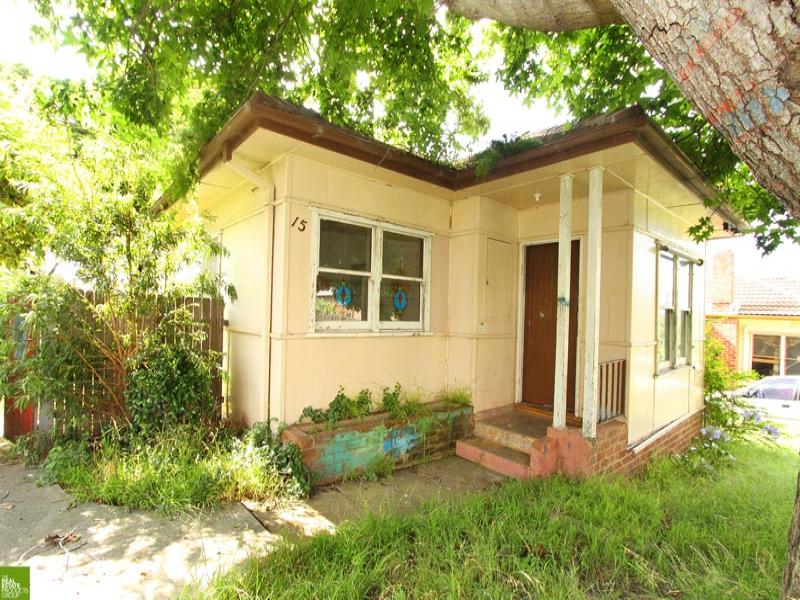 15 Sidney Street, Gwynneville, NSW 2500 Property Details