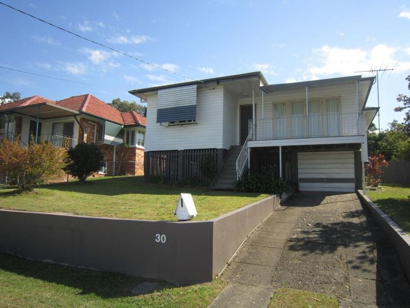 35 Hobart Avenue, Camp Hill, QLD 4152 35 Hobart Avenue, Camp Hill, QLD 4152