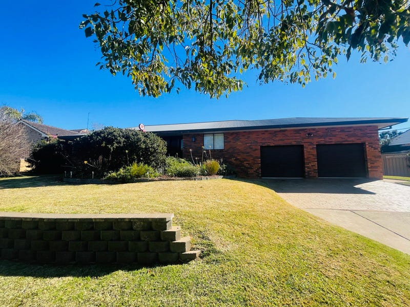 49A Officers Parade, Condobolin, NSW 2877 House for Sale realestate