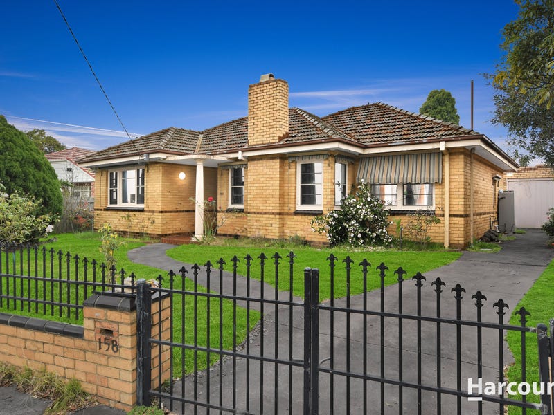 158 Poath Road, Hughesdale, Vic 3166 House for Sale