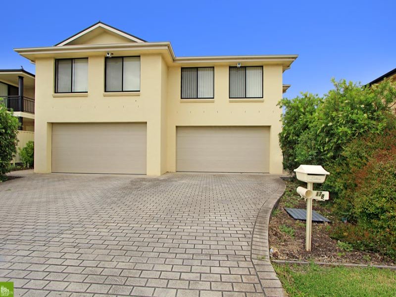 2/17 Hennessy Street, Flinders, NSW 2529 Property Details