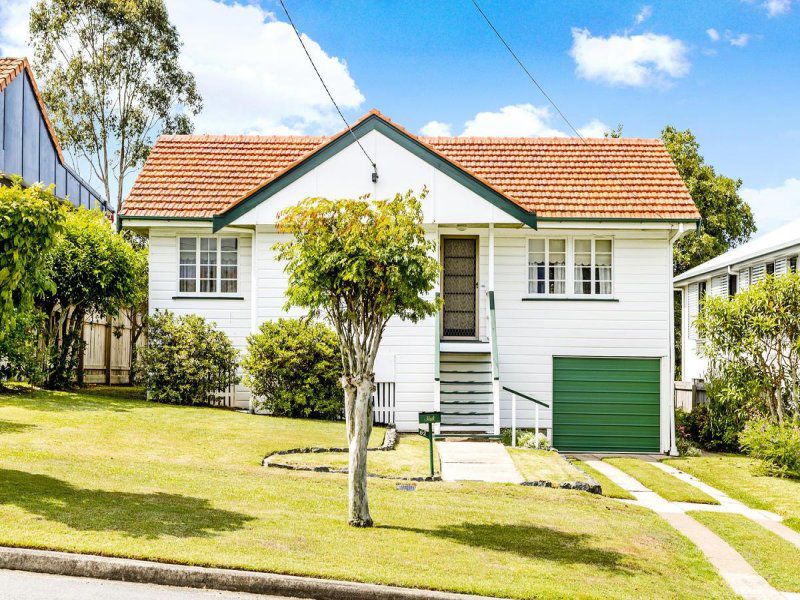 62 Brisbane Avenue, Camp Hill, QLD 4152