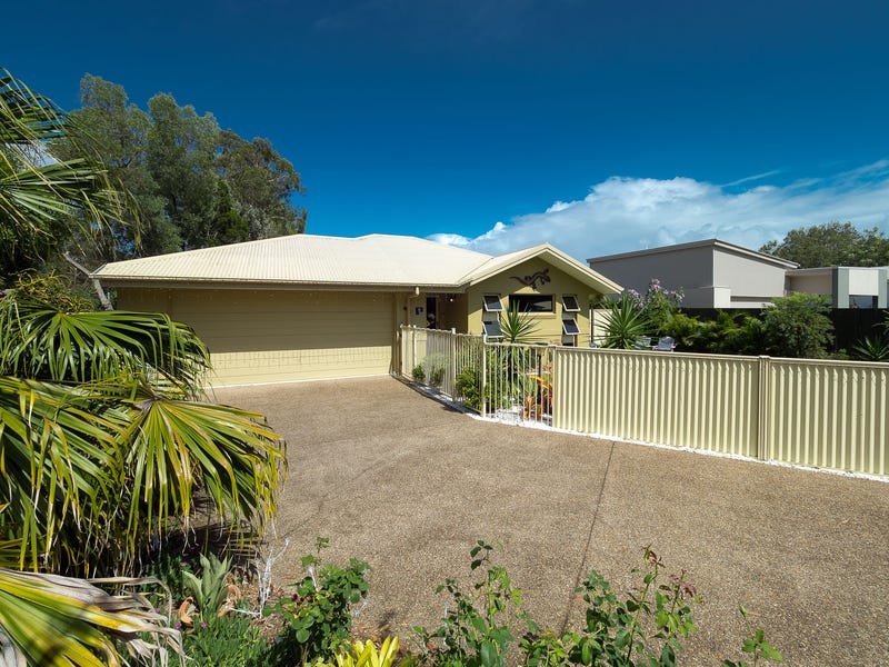 85 Shellcot Street, Toogoom, QLD 4655
