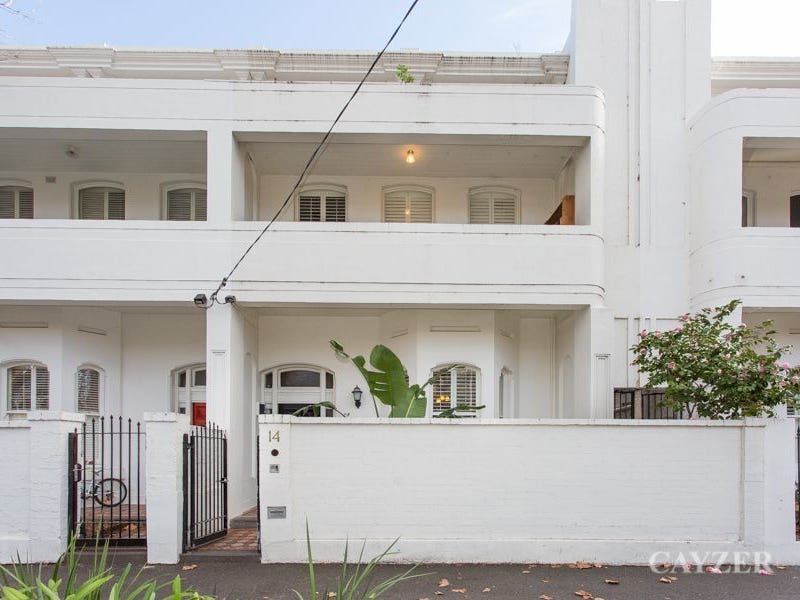 12 Mary Street, St Kilda West, VIC 3182