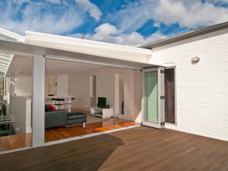 2/160 Elizabeth Street, Hobart, Tas 7000 Property Details