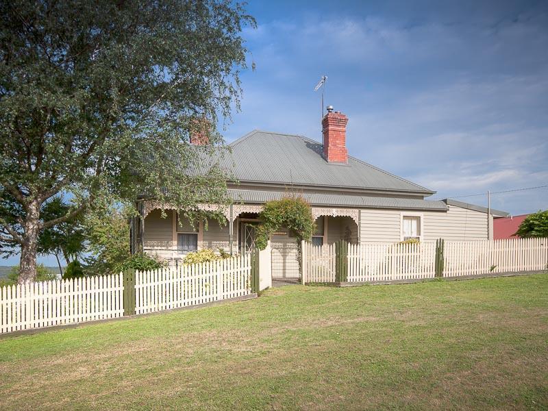 45 Stanbridge Street, Daylesford, Vic 3460 Property Details