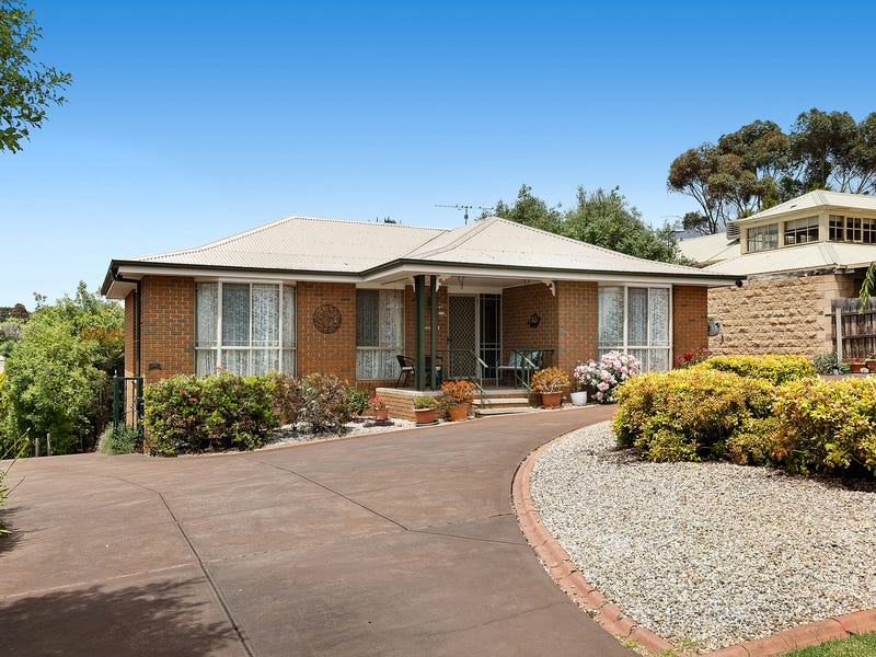 15 Augusta Place, Darley, Vic 3340 Property Details